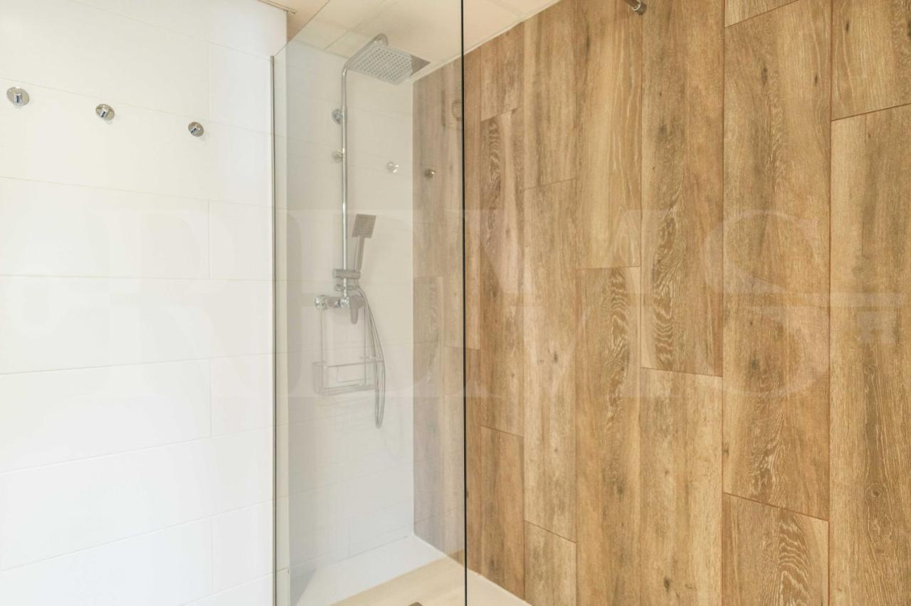 Spacious Apartment Next To Plaza De La Merced By Rems Malaga Bagian luar foto