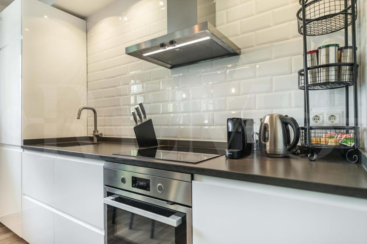 Spacious Apartment Next To Plaza De La Merced By Rems Malaga Bagian luar foto